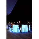 Vela Bancone bar 100x55x115 LED Vondom ambientazione