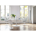 Knoll Saarinen Sedia Tulip girevole bianca con cuscino ambientazione