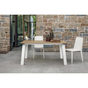 Tavolo Deimos 160 in metallo e laminato
