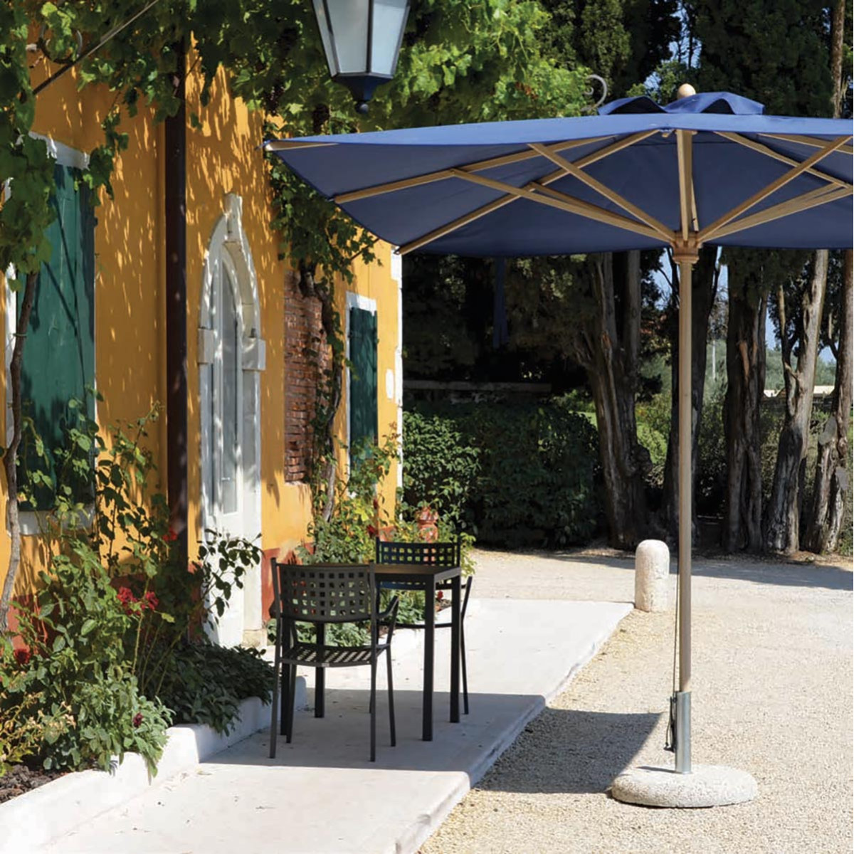 Ombrellone Da Giardino AMMSUN 7 Piedi Con Frange Nappe - UPF50+, Palo In Acciaio E Inclinazione A Pulsante, Colore Legno