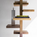 Adelaide Wood libreria etagere Mogg ambientazione