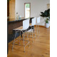 Knoll Bertoia Sgabello Bar in polipropilene ambientazione