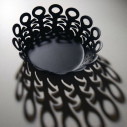 Alessi BM21/25 B Vimini Cestino traforato in acciaio colorato Nero ambientazione