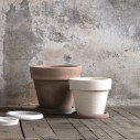 Bordato Liscio 619 vaso Serralunga ambientazione
