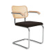 Knoll Breuer Cesca Sedia con braccioli faggio naturale e seduta rivestita vista Sable