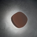 Ciottolo lampada da parete Corten Zafferano ambientazione