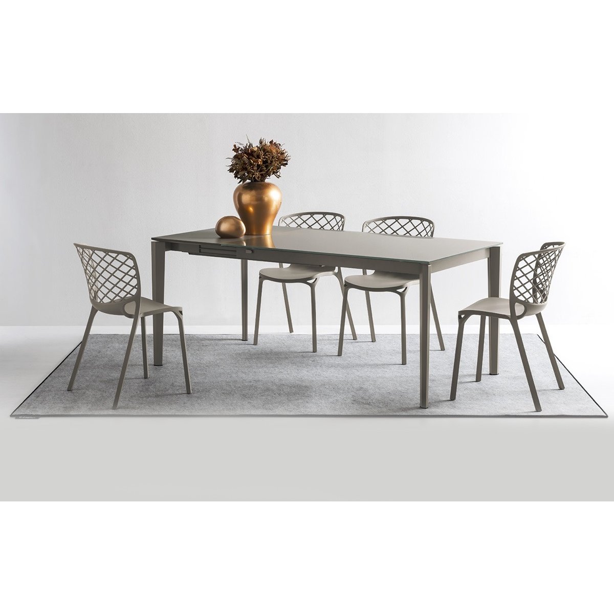 Tavolo Pentagon CB4797 MG 160 C Tavolo Pentagon CB4797 MG 160 C
