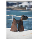 Doggy by Eero Arnio Serralunga ambientazione