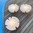 Fiore di Loto accessorio con luce Serralunga ambientazione