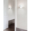 Luceplan Garbì D90 Lampada da parete 2700°K ambientazione