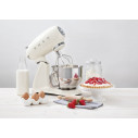 Impastatrice Full Color Smeg SMF03CREU ambientazione