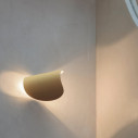 FontanaArte Io Oro lampada da parete ambientazione