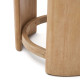 Tavolino da appoggio Xoriguer in legno massiccio di eucalipto Ø63,5 cm FSC 100% Kavehome dettaglio