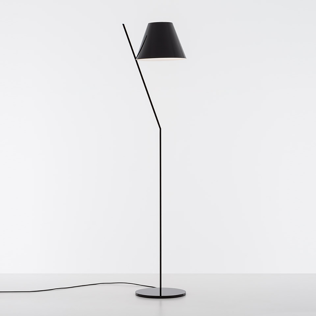 ARTEMIDE La Petite lampada da terra