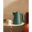 Alessi Plissè MDL06/1 GR Bollitore elettrico Verde ambientazione