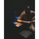 Alessi ME01 DAZ Tsumiki Lampada da tavolo Blu ambientazione