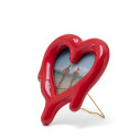 Melted Heart Red Specchio e cornice per foto Seletti ambientazione
