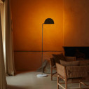 Mezzaluna Floor Lampada da terra DCW éditions ambientazione