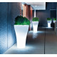 Ming Extra High vaso luminoso Serralunga ambientazione