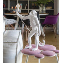 Monkey Lamp Standing Seletti ambientazione