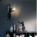 Monkey Lamp Hanging Left Hand Black Outdoor Seletti ambientazione