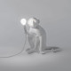 Monkey Lamp Sitting White Seletti dettaglio