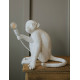 Monkey Lamp Sitting White Seletti ambientazione