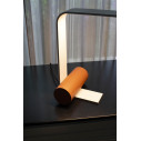 Nastro 563.31 lampada da tavolo Tooy ambientazione