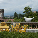 Paloma by Eero Arnio Serralunga ambientazione