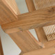 Poltrona Geralda in legno di acacia con finitura naturale FSC 100% dettaglio