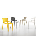 Fiorellina Poltroncina sedile e schienale forati con braccioli Infiniti Design ambientazione