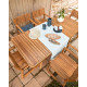 Sedia Emili da esterno in legno massello di acacia 100% FSC Kave Home ambientazione