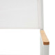 Sedia pieghevole 100% da esterno Llado alluminio bianco braccioli legno massello di teca Kave Home dettaglio