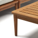 Set modulare Portitxol poltrona angolare, 4 poltrone e tavolino in legno massiccio di teak Kave Home dettaglio