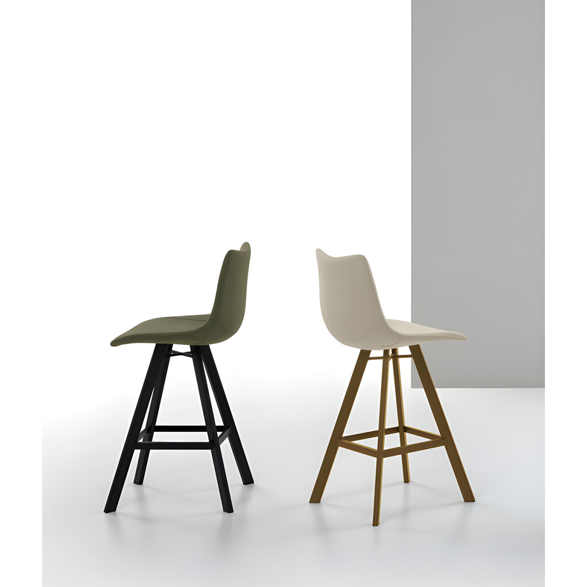 Sgabello Maiorca Plus