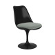 Knoll Saarinen Sedia Tulip girevole nera con cuscino ambientazione