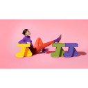 Walking Table Tavolino Qeeboo ambientazione